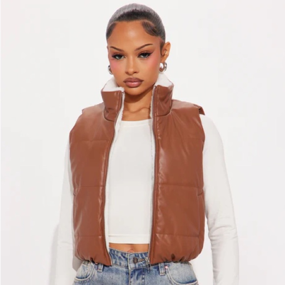 City Vibes Faux Leather Puffer Vest NEW 🏷️